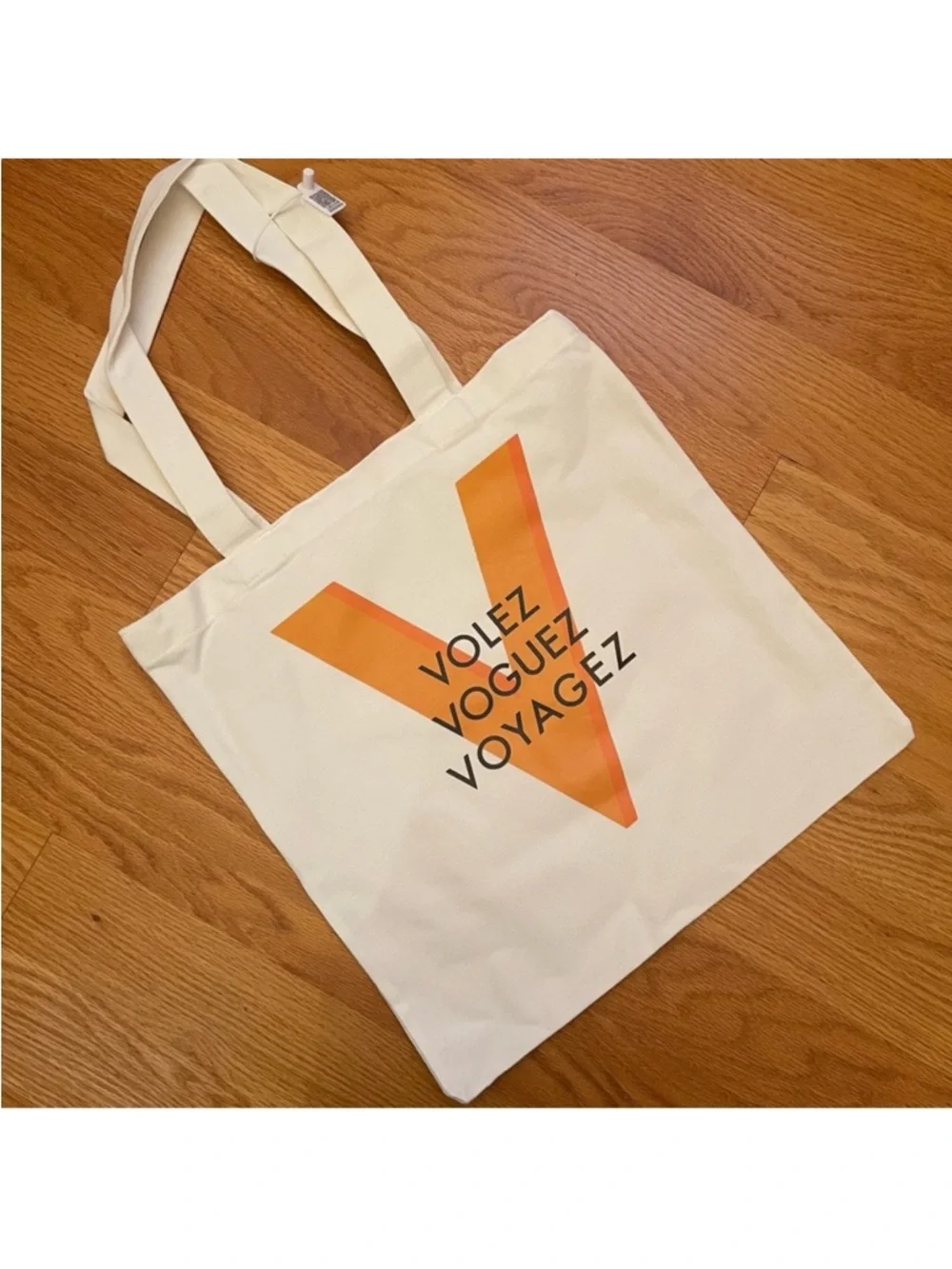 Louis Vuitton Shanghai special ed White Canvas Tote with Yellow Airplane Graphic - Picture 8 of 8